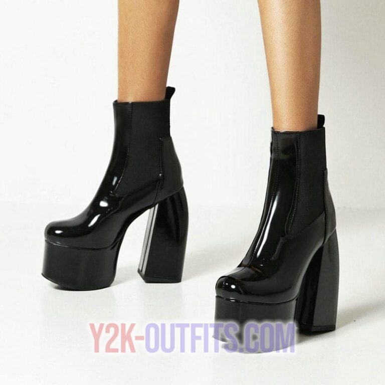 Y2K Heel Boots | Y2K Outfits