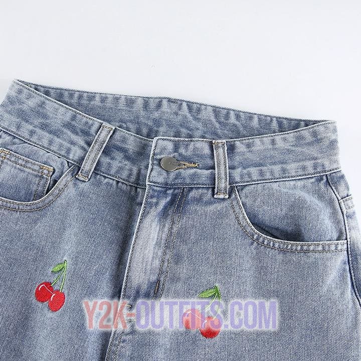 low waisted y2k jeans